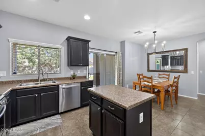 724 W Trellis Road, Queen Creek, AZ 85140 - Photo 11