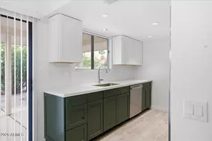 12432 W Fieldstone Dr, Sun City West, AZ 85375 - Photo 1