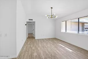 12432 W Fieldstone Dr, Sun City West, AZ 85375 - Photo 7