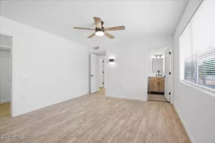 12432 W Fieldstone Dr, Sun City West, AZ 85375 - Photo 9