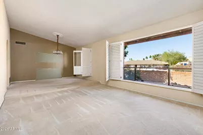 139 E Monte Cristo Avenue, Phoenix, AZ 85022 - Photo 17