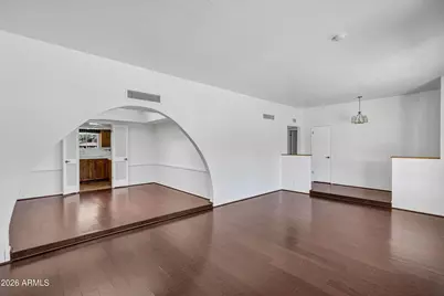 836 W Moon Valley Drive, Phoenix, AZ 85023 - Photo 9