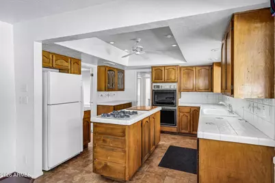 836 W Moon Valley Drive, Phoenix, AZ 85023 - Photo 15