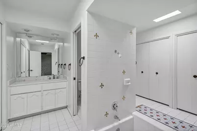 836 W Moon Valley Drive, Phoenix, AZ 85023 - Photo 31