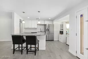 14616 N Ensenada Ct, Phoenix, AZ 85053 - Photo 9