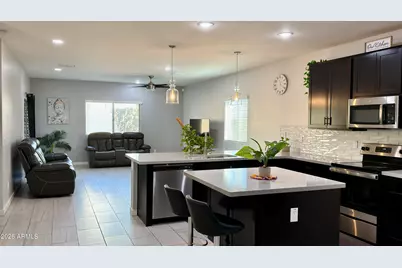 2776 E Sequoia Drive, Phoenix, AZ 85050 - Photo 11