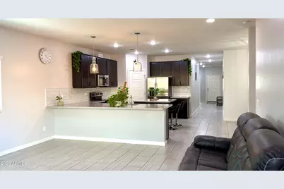 2776 E Sequoia Drive, Phoenix, AZ 85050 - Photo 9