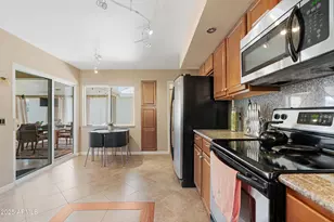 26026 S Brentwood Dr, Sun Lakes, AZ 85248 - Photo 11