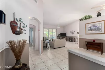 17315 N Coyote Lakes Parkway, Surprise, AZ 85378 - Photo 9