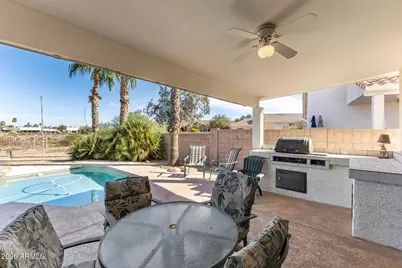 17315 N Coyote Lakes Parkway, Surprise, AZ 85378 - Photo 27