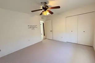 10410 N 37th Dr, Phoenix, AZ 85051 - Photo 17