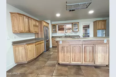 10410 N 37th Drive, Phoenix, AZ 85051 - Photo 3