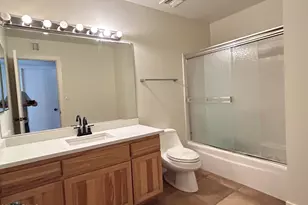 10410 N 37th Dr, Phoenix, AZ 85051 - Photo 15