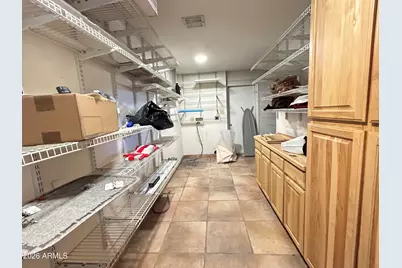 10410 N 37th Drive, Phoenix, AZ 85051 - Photo 11