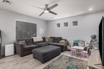 3739 W Carter Road, Phoenix, AZ 85041 - Photo 9