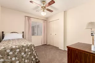 1302 E Rowlands Ln, Phoenix, AZ 85022 - Photo 33