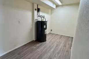 1302 E Rowlands Ln, Phoenix, AZ 85022 - Photo 45