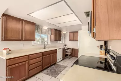 1302 E Rowlands Lane, Phoenix, AZ 85022 - Photo 19