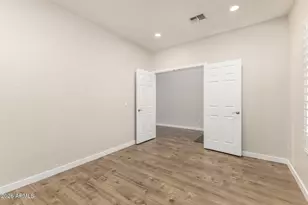 15998 W Becker Ln, Surprise, AZ 85379 - Photo 19