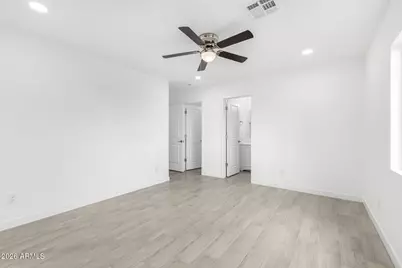 200 Gompers Circle, Morristown, AZ 85342 - Photo 17