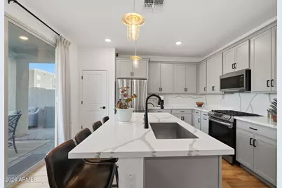 9240 E Sequence Avenue, Mesa, AZ 85212 - Photo 13