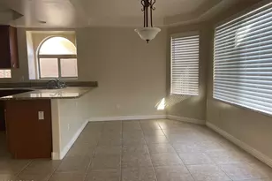 34005 N 23rd Dr, Phoenix, AZ 85085 - Photo 11