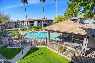 7401 W Arrowhead Clubhouse Drive #2040, Glendale, AZ 85308 - Photo 3