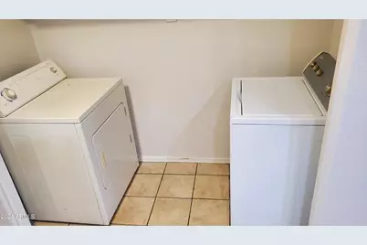 7801 N 44th Drive #1063, Glendale, AZ 85301 - Photo 11