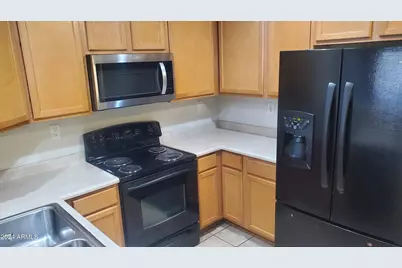 7801 N 44th Drive #1063, Glendale, AZ 85301 - Photo 9