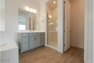 17635 W Highland Avenue, Goodyear, AZ 85395 - Photo 7