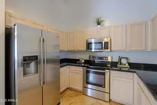 687 N Gregory Pl, Chandler, AZ 85226 - Photo 11