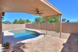 687 N Gregory Pl, Chandler, AZ 85226 - Photo 25