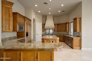 6243 E Camelback Rd, Scottsdale, AZ 85251 - Photo 9