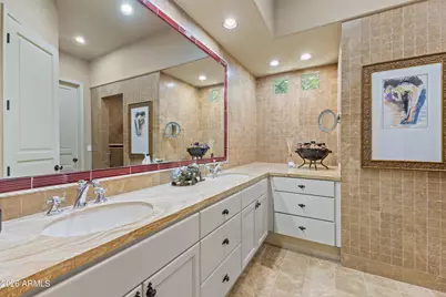 10180 E Cochise Drive, Scottsdale, AZ 85258 - Photo 31