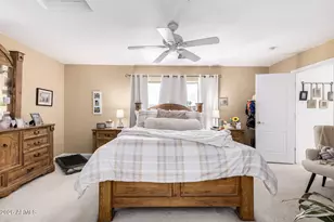 8018 W Beck Ln, Peoria, AZ 85382 - Photo 13