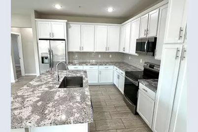 155 N Lakeview Boulevard #243, Chandler, AZ 85225 - Photo 5