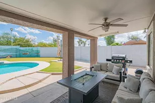 10615 N 63rd Dr, Glendale, AZ 85304 - Photo 5