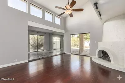 1930 E Linger Lane, Phoenix, AZ 85020 - Photo 9