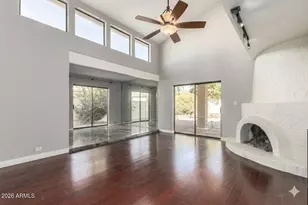 1930 E Linger Ln, Phoenix, AZ 85020 - Photo 9