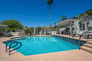1930 E Linger Ln, Phoenix, AZ 85020 - Photo 47