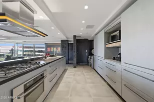 7137 E Rancho Vista Dr, Scottsdale, AZ 85251 - Photo 9