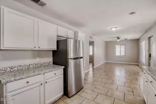 6132 N 35th Dr, Phoenix, AZ 85019 - Photo 13