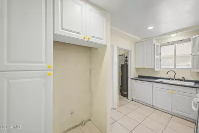 4230 N 16th Avenue, Phoenix, AZ 85015 - Photo 5