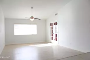 7301 W Canterbury Dr, Peoria, AZ 85345 - Photo 5