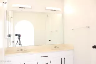 7301 W Canterbury Dr, Peoria, AZ 85345 - Photo 13