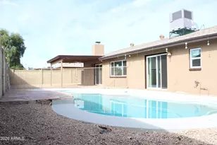 7301 W Canterbury Dr, Peoria, AZ 85345 - Photo 17