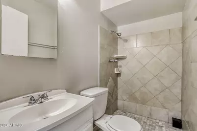 2952 N 53rd Drive, Phoenix, AZ 85031 - Photo 21