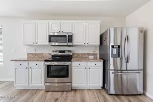 23221 N 20th St, Phoenix, AZ 85024 - Photo 15