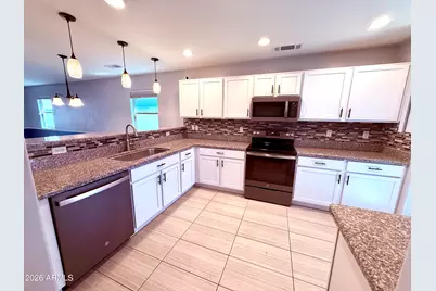 1884 W Expressman Street, Apache Junction, AZ 85120 - Photo 7