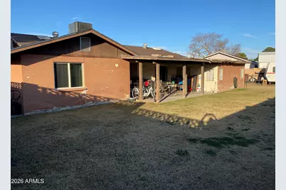 3727 W Banff Lane, Phoenix, AZ 85053 - Photo 17